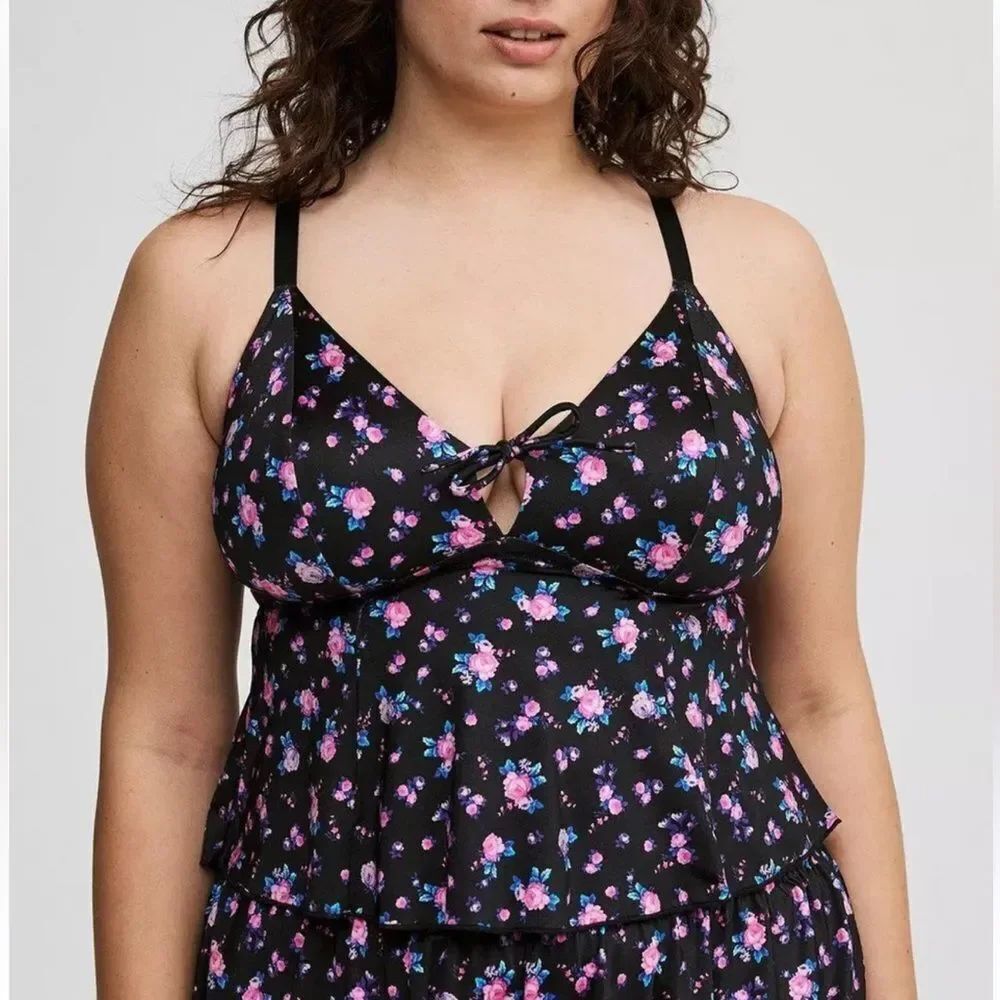 NEW Torrid Playful Shine Triangle Flounce No Wire Cami Tank Top Women’s Large 0